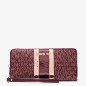 BRAND NEW!! Michael Kors wallet